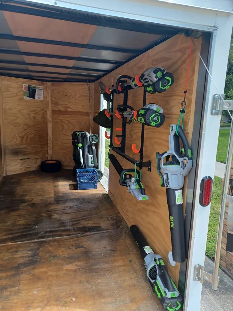 Expert lawn mowing service for year-round maintenance across Casselberry, FL - Your Neighborhood Lawn Service