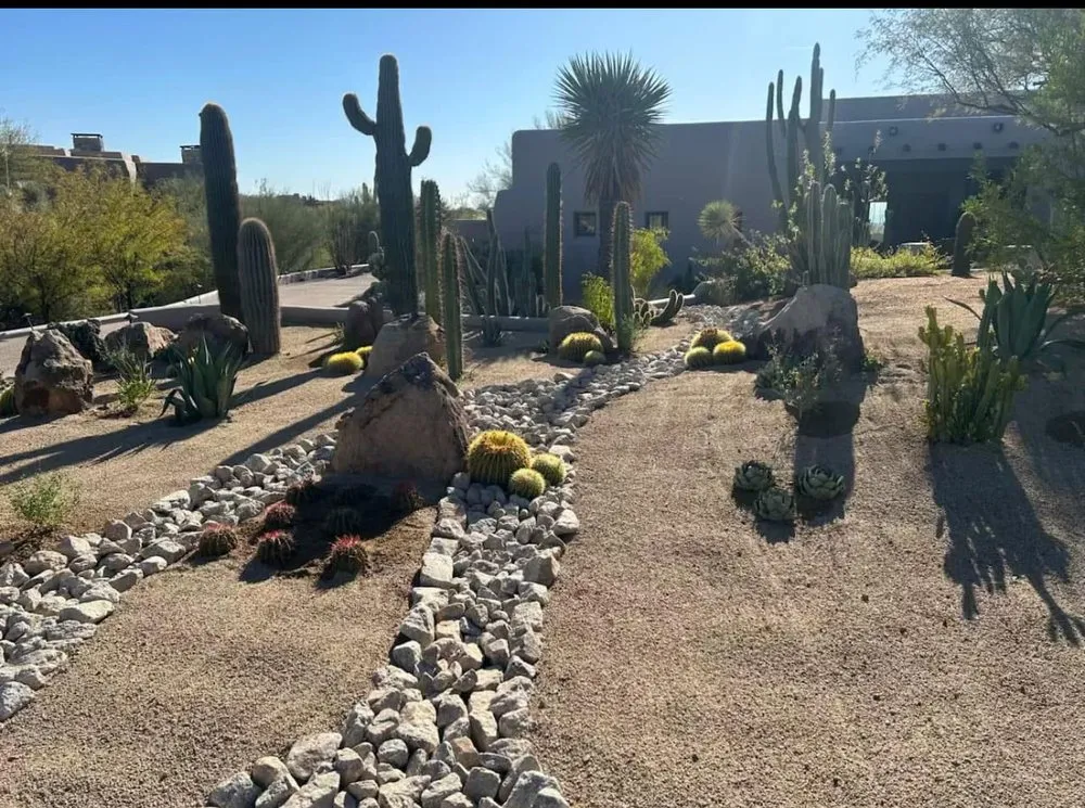 Top-rated lawn mowing service experts serving Phoenix, AZ - Your Personal Gardener