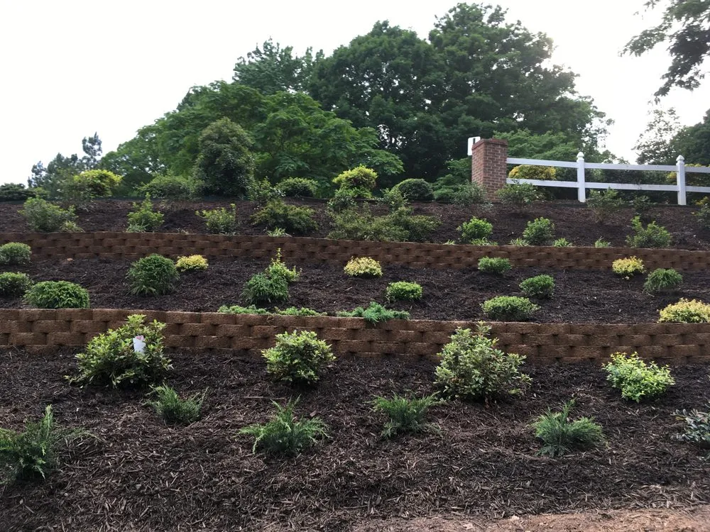 Expert residential landscaping experts serving Greenville, SC - Your Yard is a Garden Landscaping
