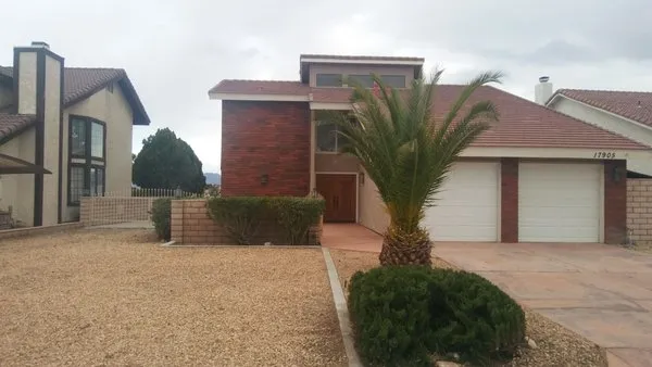 YourWay Handyman Services Logo