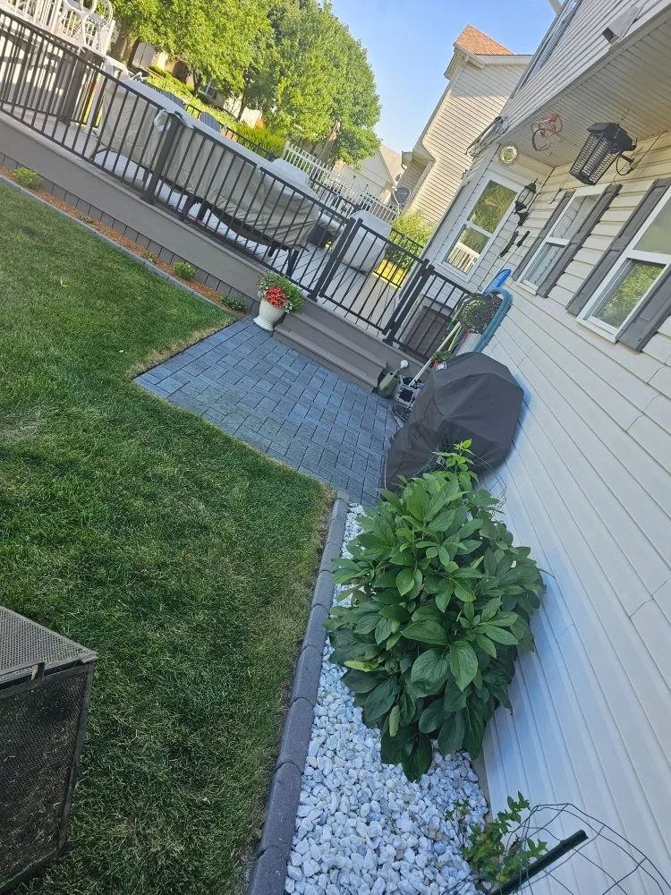 Professional landscaping services in Romeoville, IL by Y&R Landscaping