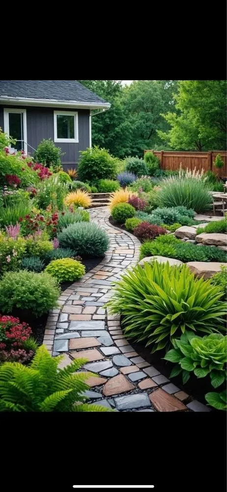 Custom lawn care service in Holiday, FL by YSR Lawn & Landscape