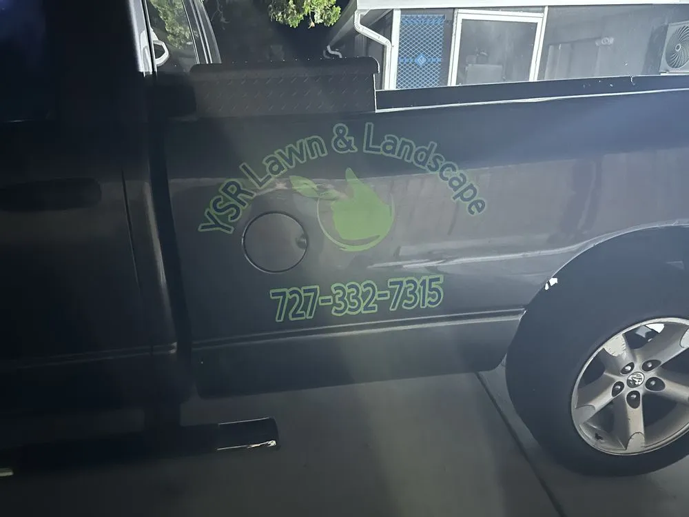 Custom lawn mowing service experts serving Holiday, FL - YSR Lawn & Landscape