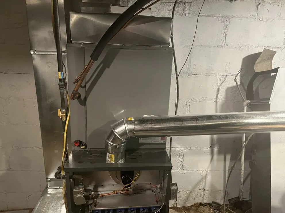 Local lawn mowing service with custom design across Milwaukee, WI - Yung Buckz