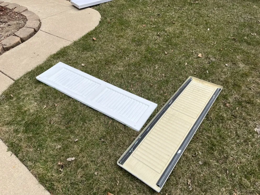 Professional lawn care service in Milwaukee, WI - Yung Buckz