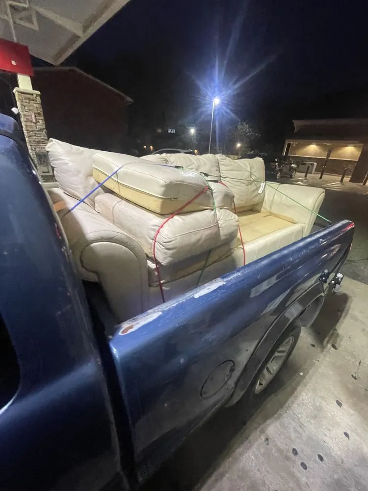 Trusted lawn care service in New Castle, DE by Yung Kngz Lawn Care