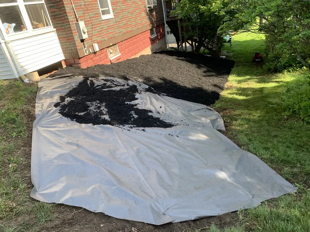 Custom garden landscaping experts serving Northampton, MA - Yunga's landscape