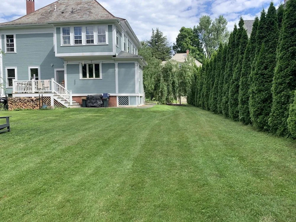 Top-rated lawn care service in Northampton, MA - Yunga's landscape