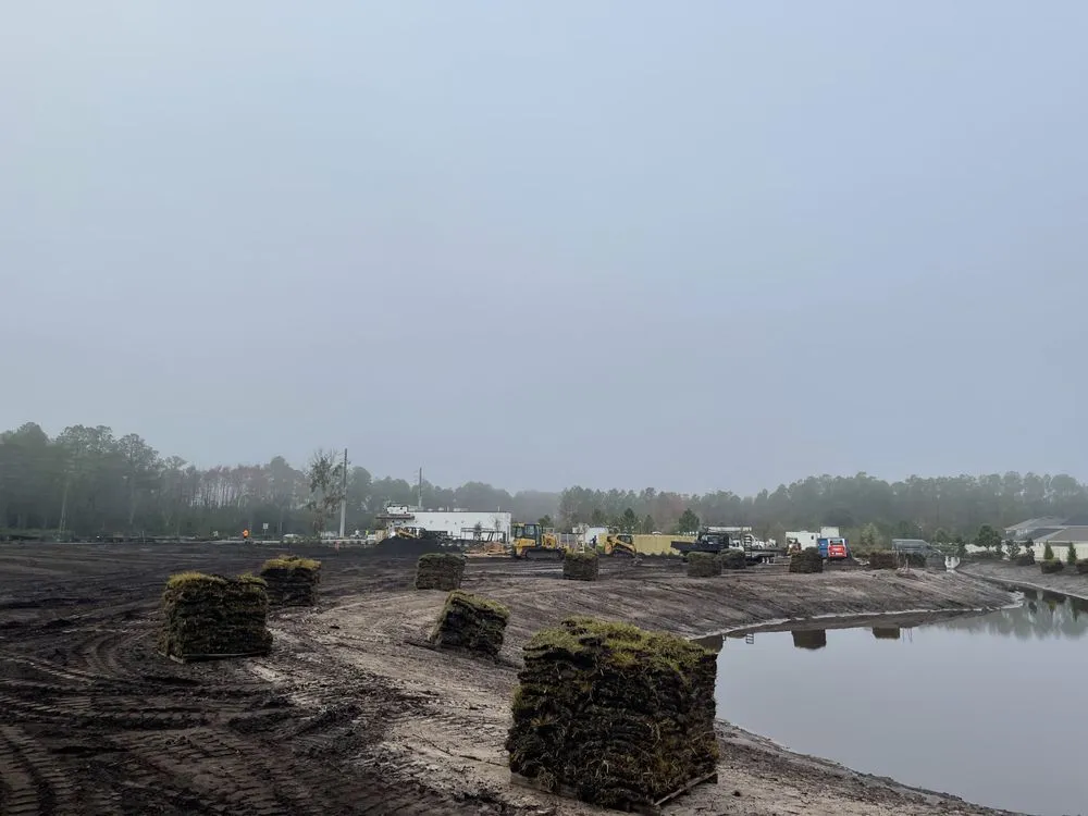 Reliable outdoor landscaping in Jacksonville, FL by YY Sod&mulchs