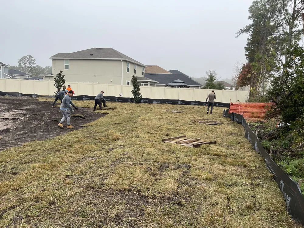 Expert yard cleanup service in Jacksonville, FL by YY Sod&mulchs