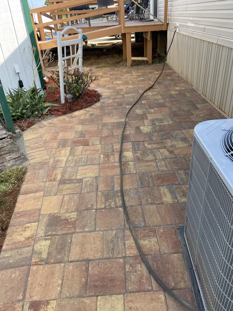 Reliable lawn care service near you in Robertsdale, AL by Z C Landscaping