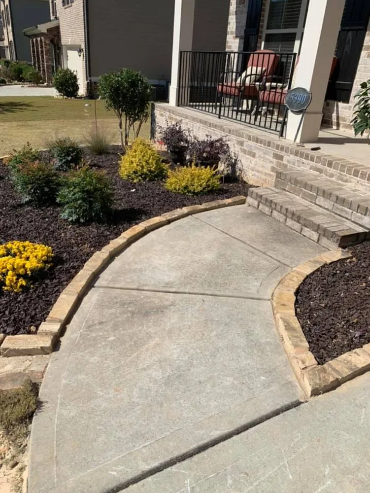 Top-rated garden landscaping in Cumming, GA - Z Green Landscape