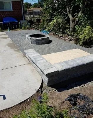 Z Landscaping & Design Logo