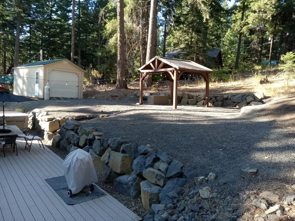 Professional garden landscaping for homes in Poulsbo, WA by Zacarias Landscape