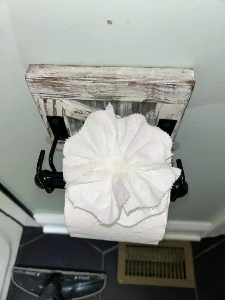 Affordable lawn care service for year-round maintenance in Owings Mills, MD by Zac&Flor lawn housekeeping