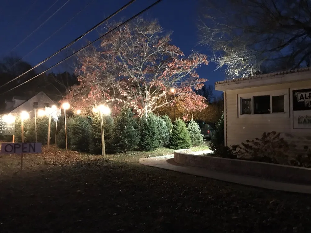 Reliable landscape design experts serving Williamsburg, VA - Zachary Wolicki Landscapes