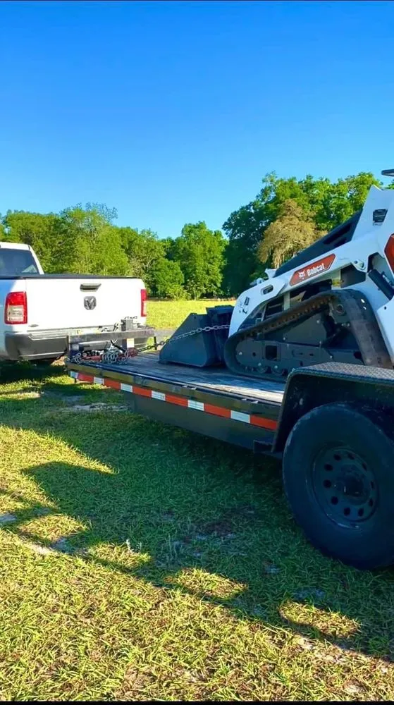 Professional lawn care service for year-round maintenance across Dunnellon, FL - Zachary's Outdoor Services