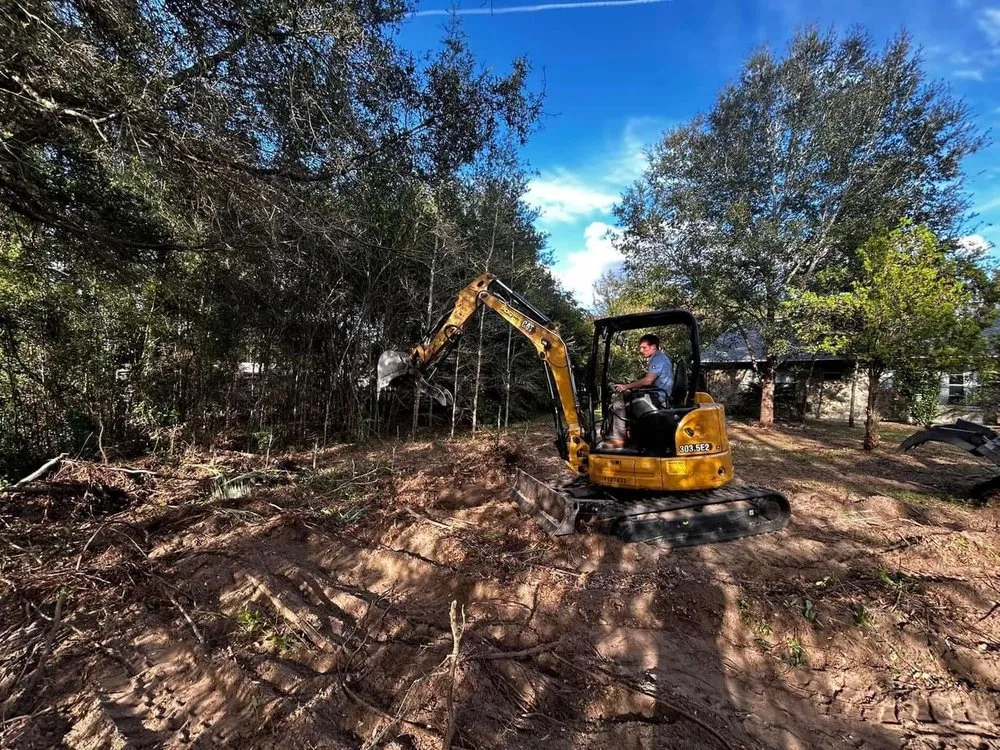 Trusted lawn mowing service in Dunnellon, FL by Zachary's Outdoor Services