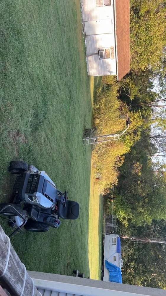 Expert garden landscaping experts serving Commiskey, IN - Zachs lawn care