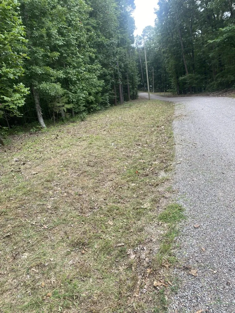 Custom lawn care service in Corinth, MS by Zach’s Lawn Maintenance