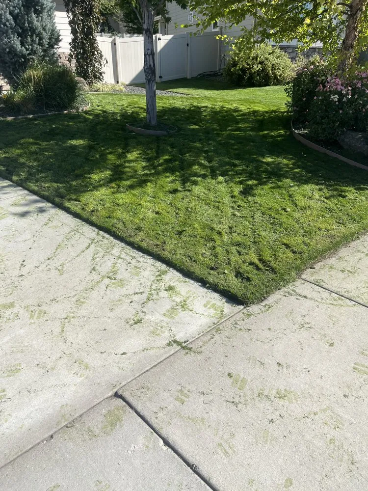 Top-rated lawn mowing service in Meridian, ID - Zach’s Lawn Maintenance
