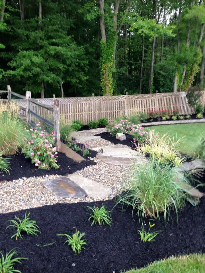 Affordable yard cleanup service with custom design across Manalapan, NJ - Zadlock Outdoor Services