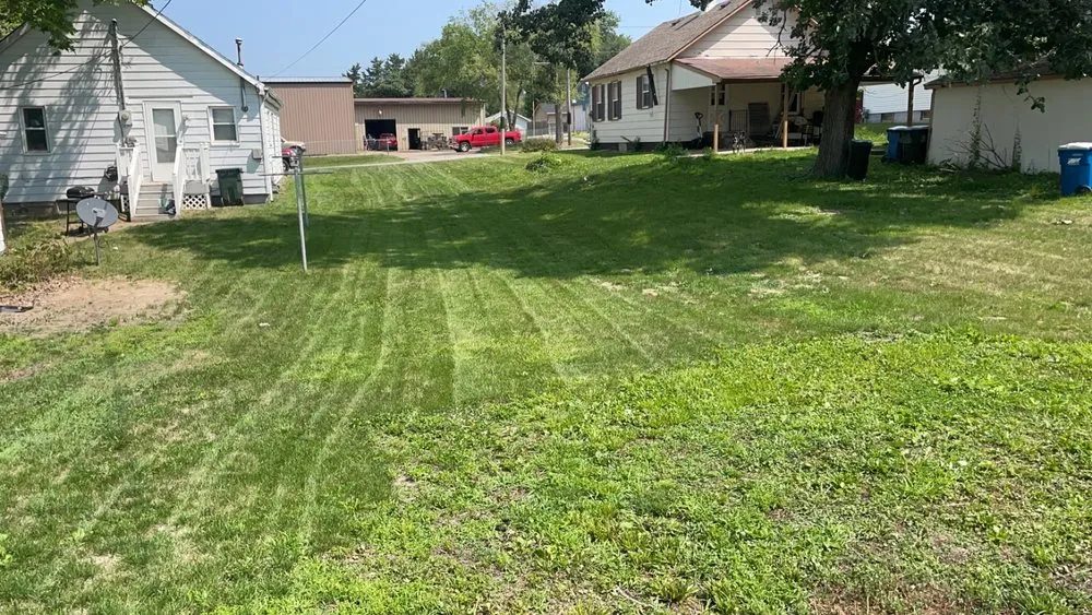 Professional outdoor landscaping experts serving Muscatine, IA - Zaehringer Mowing Service