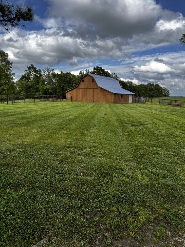 Affordable yard maintenance for residential properties across Omaha, AR - Zaiger Lawn Care