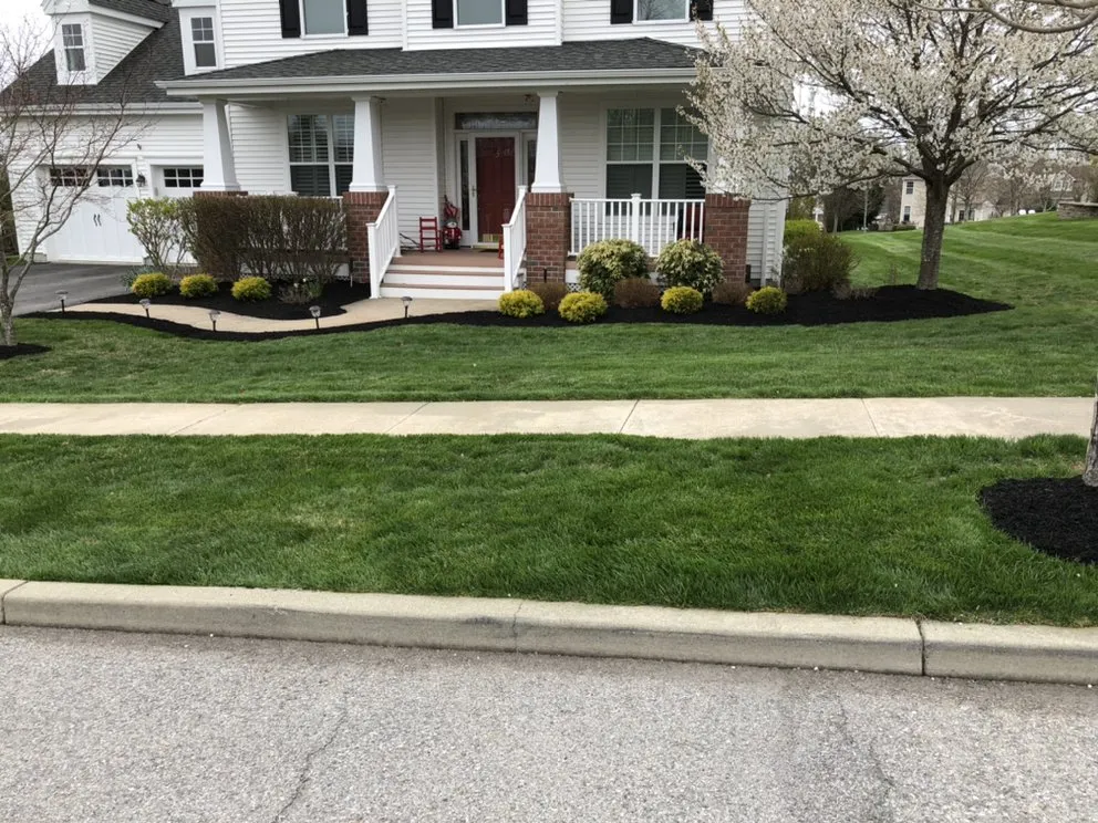 Top-rated residential landscaping in Peekskill, NY by Zaldivar's Lawn Care