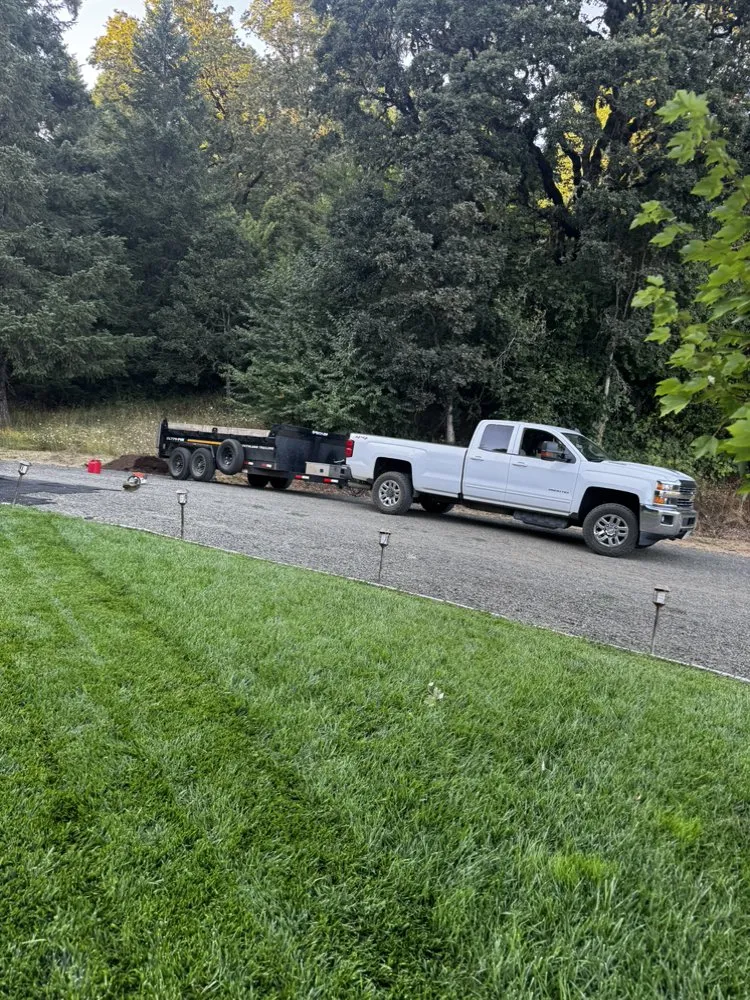 Affordable yard maintenance with custom design in Monmouth, OR by Zamarripa Landscaping Maintenance