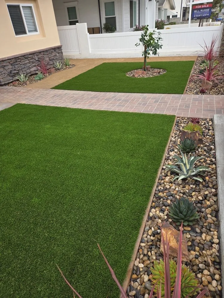 Custom lawn care service experts serving Harbor City, CA - Zamora Gardening Service