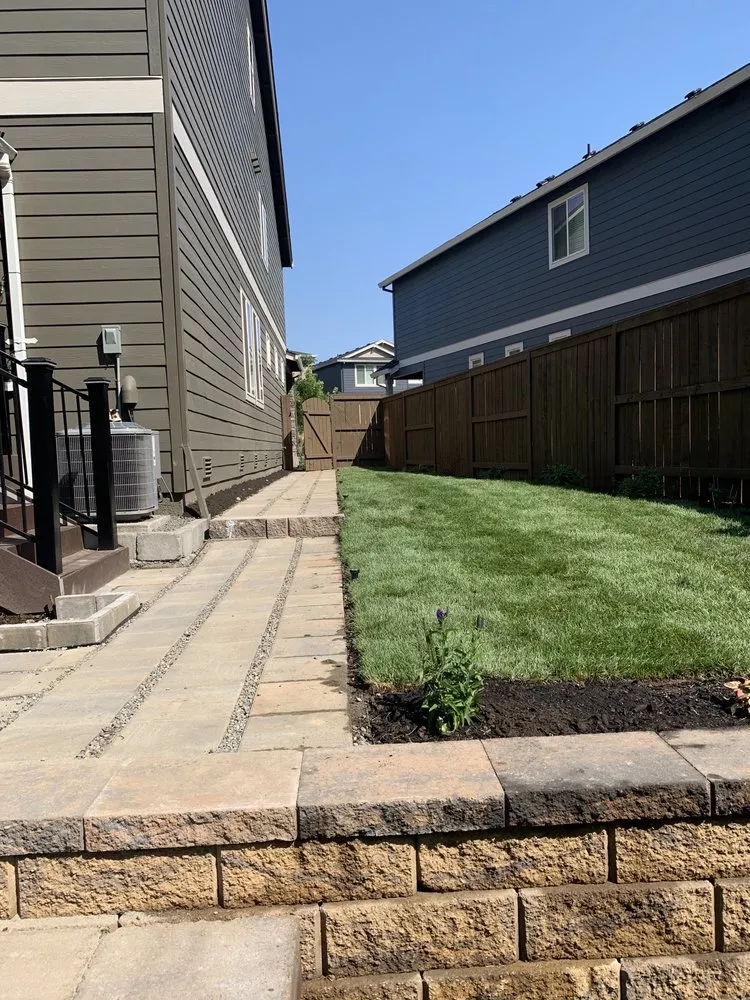 Top-rated yard cleanup service in Hillsboro, OR by Zamora Landscaping