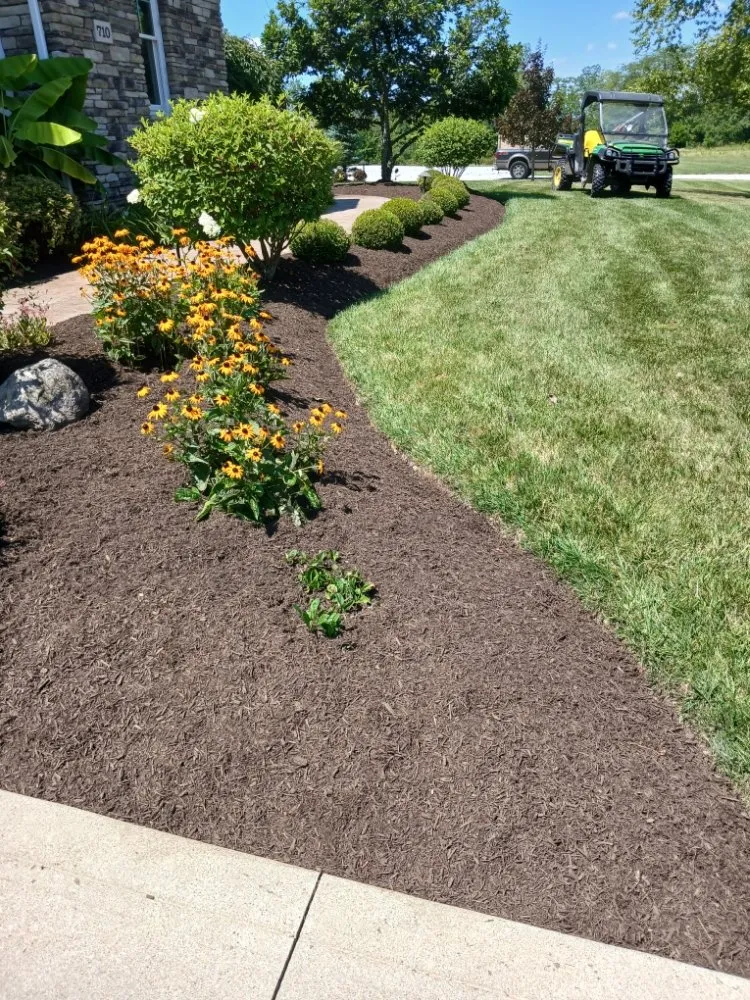Affordable garden landscaping in Shelby, OH by Zamorano's Landscaping
