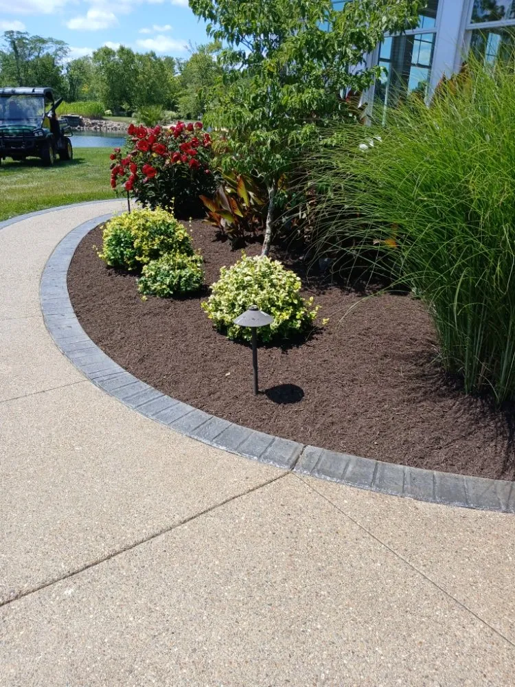 Reliable residential landscaping experts serving Shelby, OH - Zamorano's Landscaping