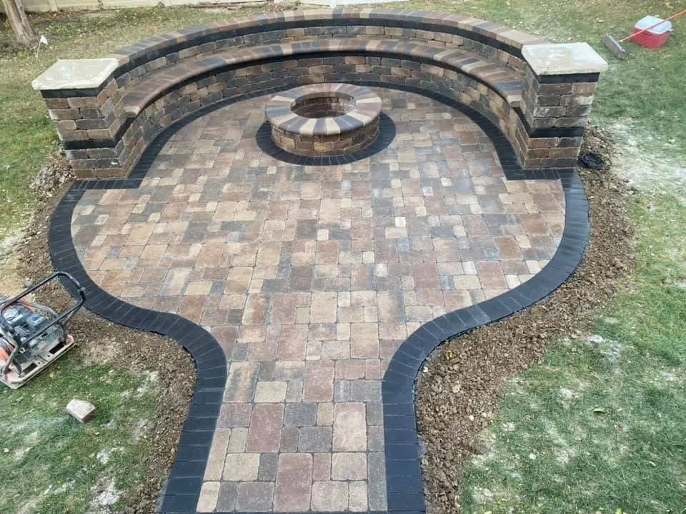 Expert residential landscaping for homes in Joliet, IL by Zamora’s landscaping