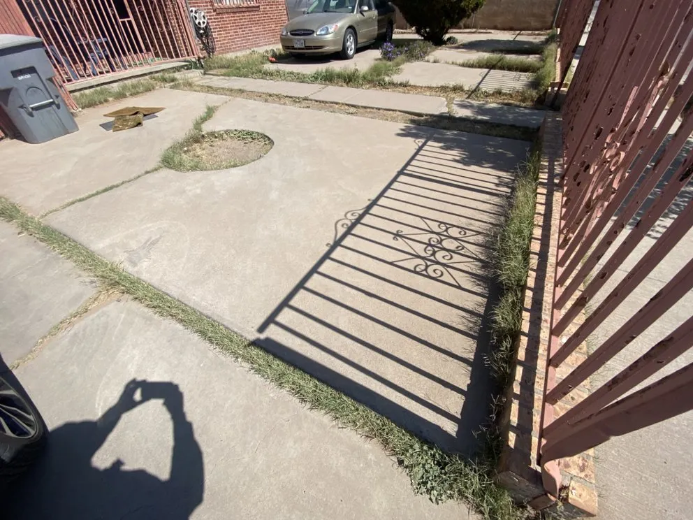 Affordable lawn care service in El Paso, TX by Zamora’s Yard Cleanup & Junk Removal