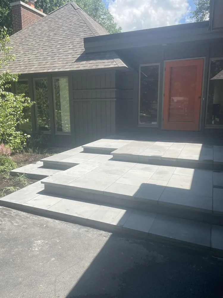 Local outdoor landscaping for outdoor upgrades in Waukegan, IL by Zamudio Hardscapes