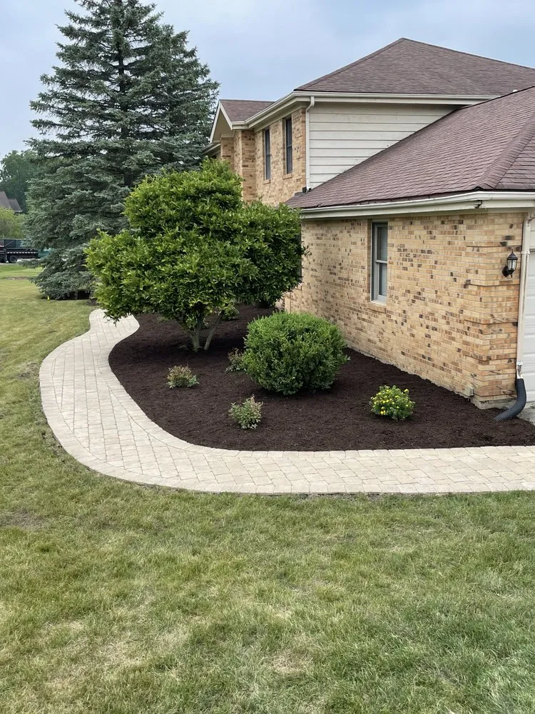 Affordable landscape installation for year-round maintenance in Waukegan, IL by Zamudio Hardscapes