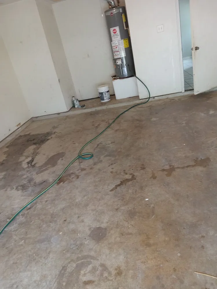 Local landscaping services with custom design in Houston, TX by Zanzen's Handyman