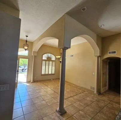 Zap Home Improvement Logo