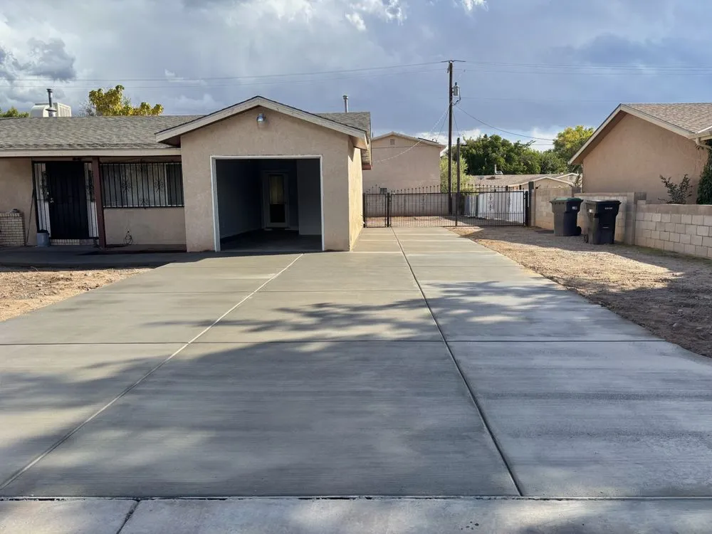 Local garden landscaping in Los Lunas, NM by Zapata Outdoor Services