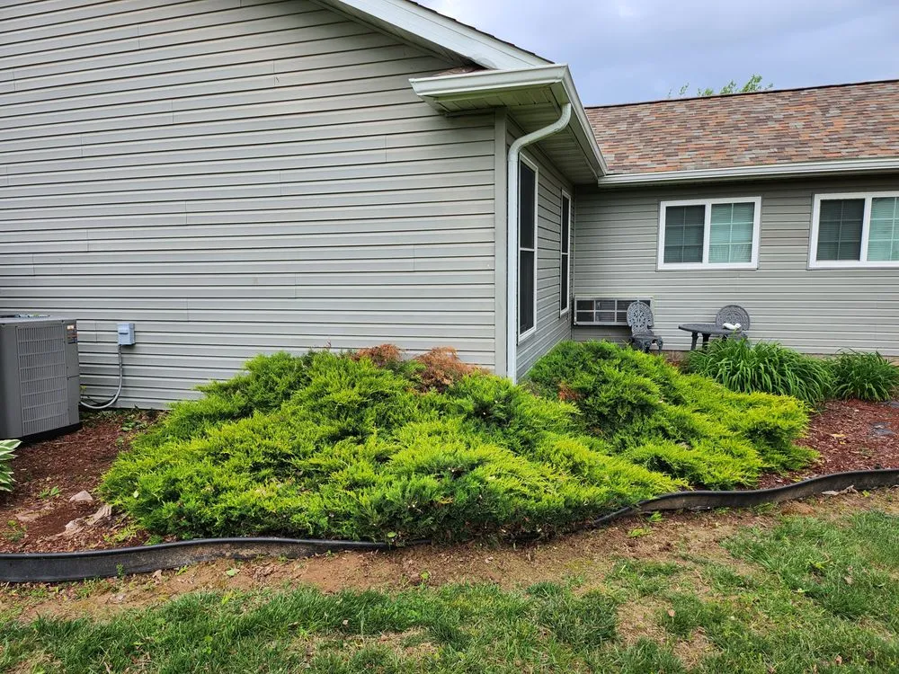 Local outdoor landscaping for year-round maintenance across West Frankfort, IL - Zappa's Trim and Tidy