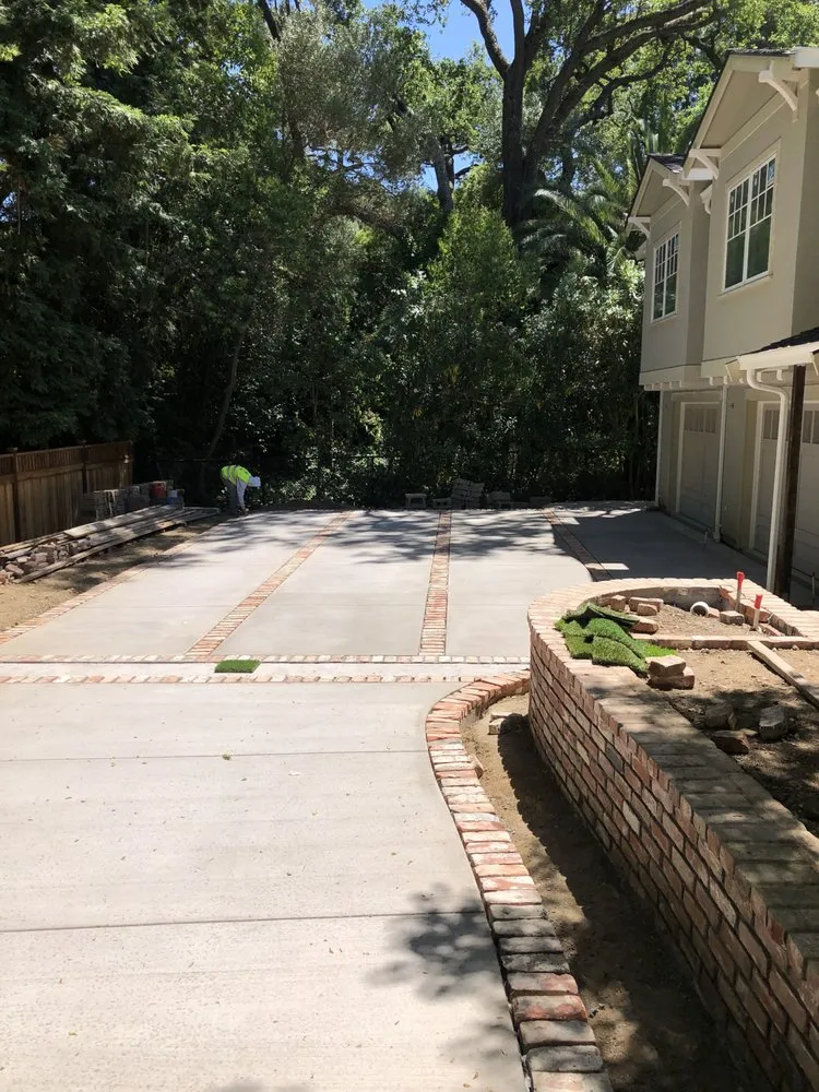 Reliable yard maintenance in Santa Clara, CA - Zaragoza Landscape