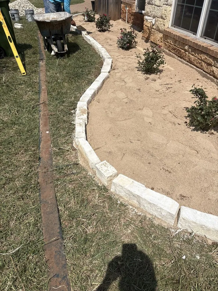 Custom garden landscaping in McGregor, TX - Zaragoza Landscaping and Handyman Services