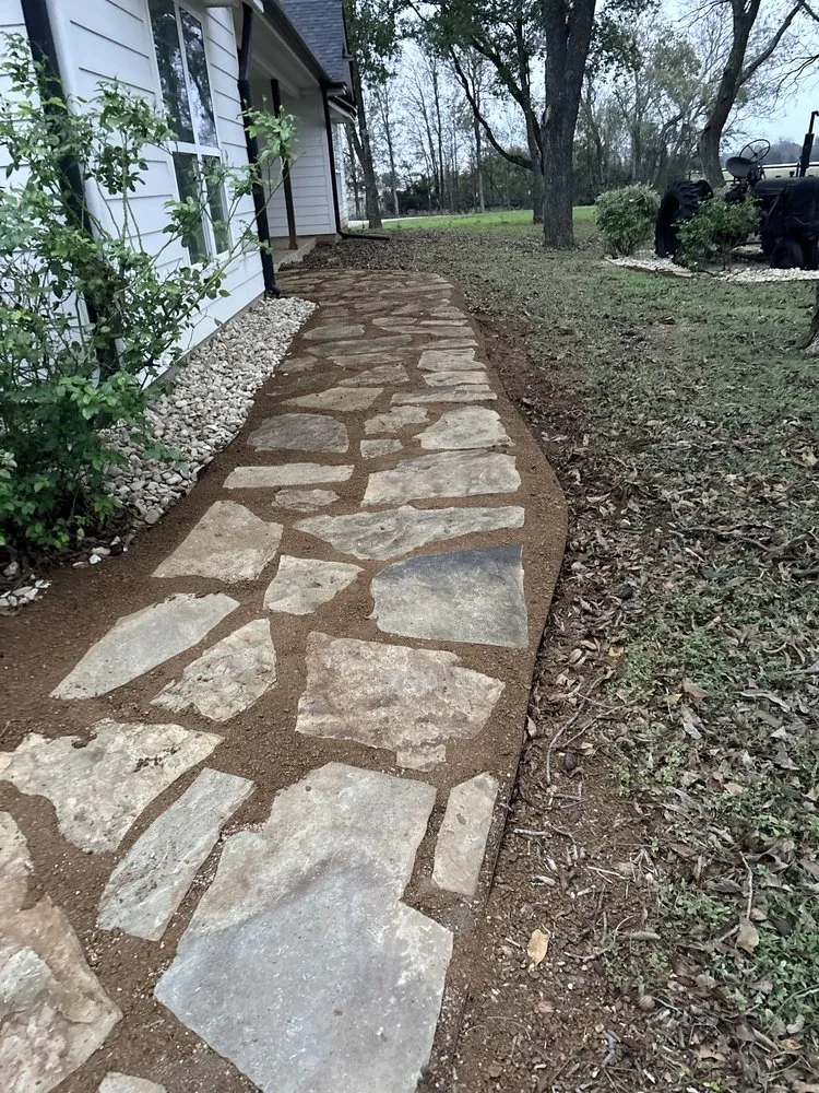 Top-rated outdoor landscaping for year-round maintenance in McGregor, TX by Zaragoza Landscaping and Handyman Services