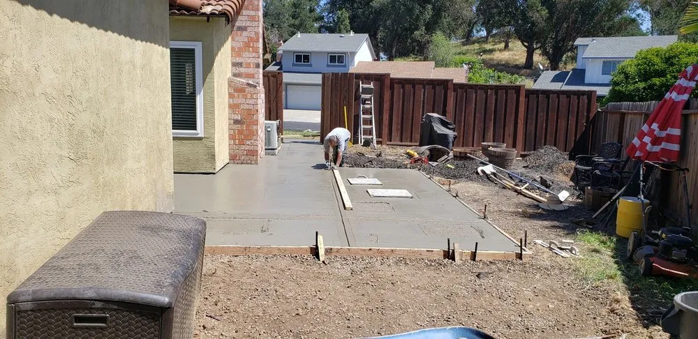 Custom residential landscaping experts serving Concord, CA - Zaragoza Tree Services