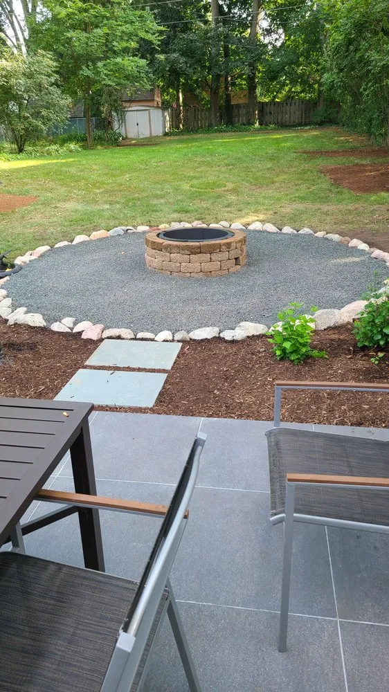 Affordable landscaping services in Waukegan, IL - Zarceno Lawn Service