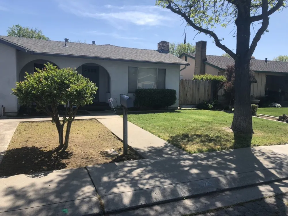 Affordable garden landscaping in Ceres, CA by Zarco Sons Lawn Care & More