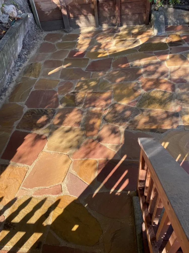 Expert lawn care service with custom design in Oakland, CA by Zavala Landscape & Gardening