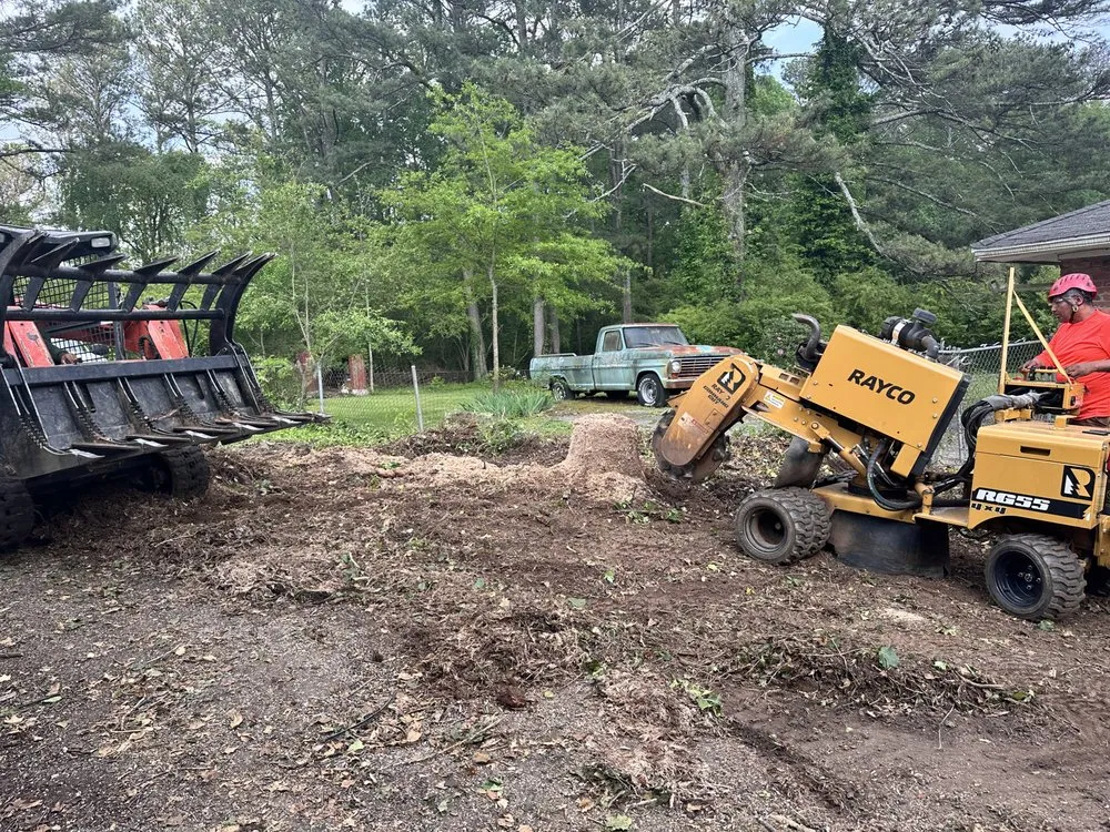 Custom lawn mowing service for homes in Douglasville, GA by Zavala Landscaping